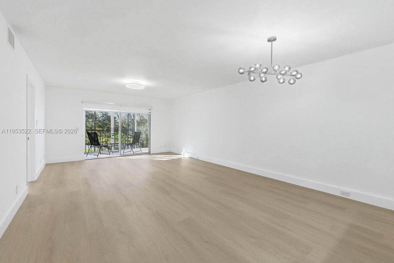 1300 SW 125th Ave , Unit 306K, Pembroke Pines, FL 33027 Photo