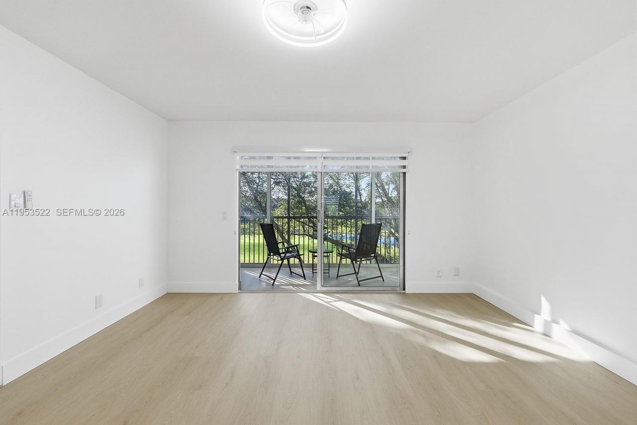 1300 SW 125th Ave , Unit 306K, Pembroke Pines, FL 33027 Photo