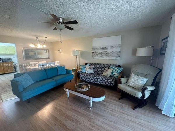 17001 NE 13th Ave, Unit 314, Miami, FL 33162