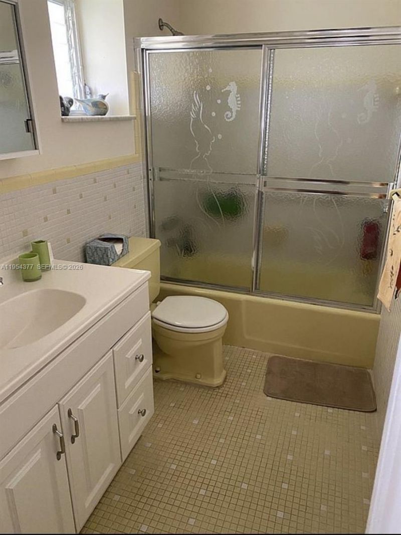 17001 NE 13th Ave, Unit 314, Miami, FL 33162 Photo