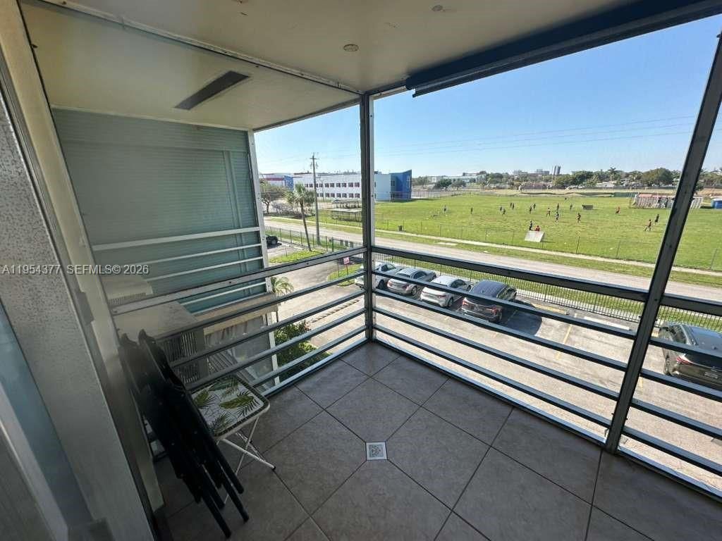 17001 NE 13th Ave, Unit 314, Miami, FL 33162 Photo