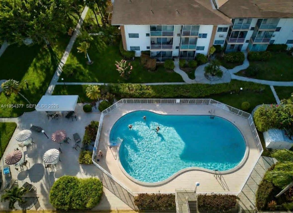 17001 NE 13th Ave, Unit 314, Miami, FL 33162 Photo