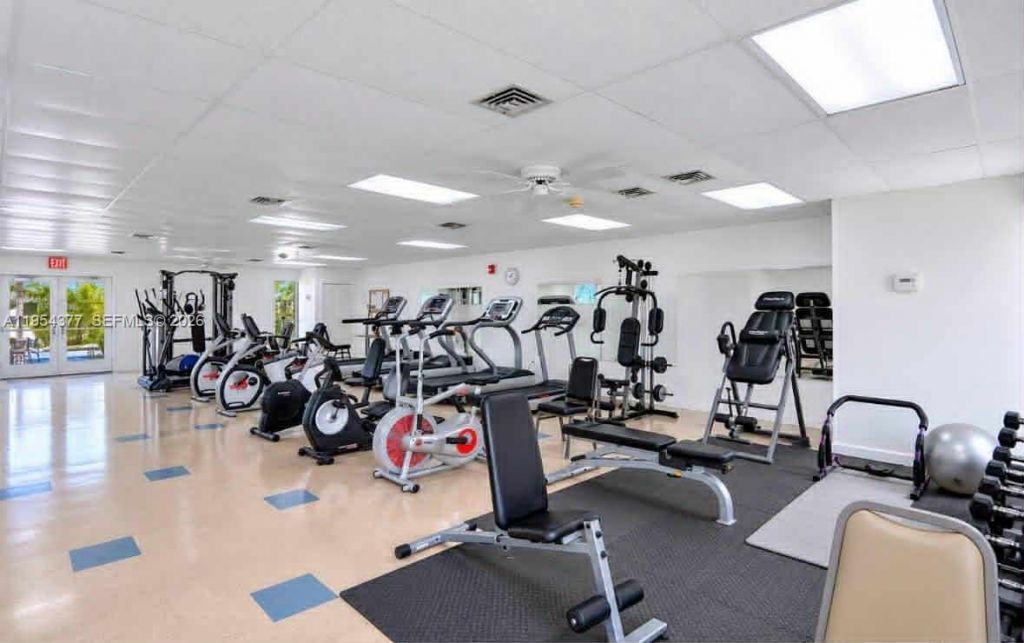 17001 NE 13th Ave, Unit 314, Miami, FL 33162 Photo