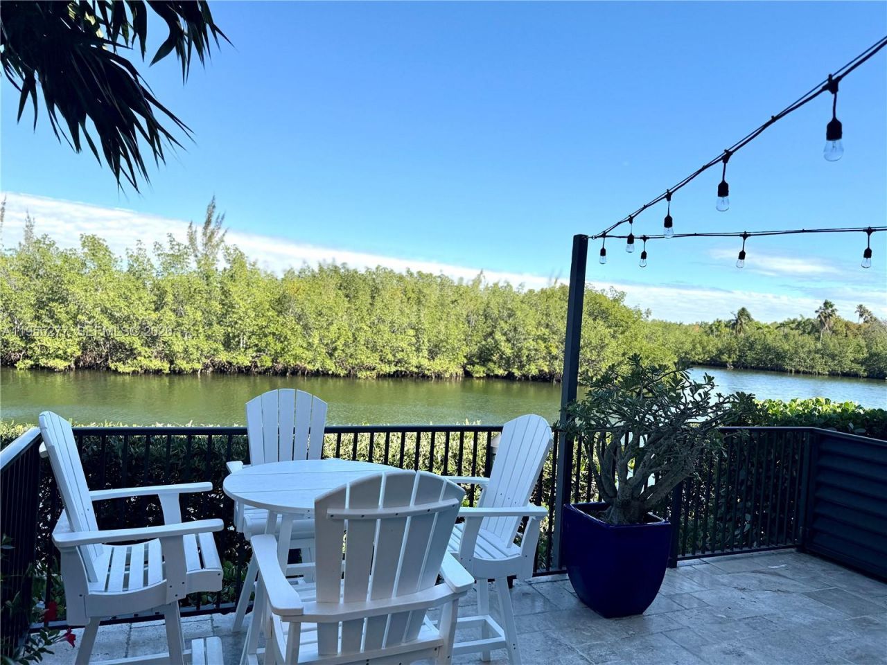 6114 Paradise Point Dr , Palmetto Bay, FL 33157 Photo