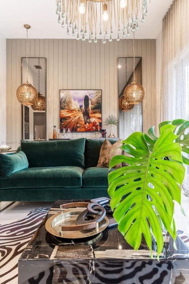 6114 Paradise Point Dr , Palmetto Bay, FL 33157 Photo