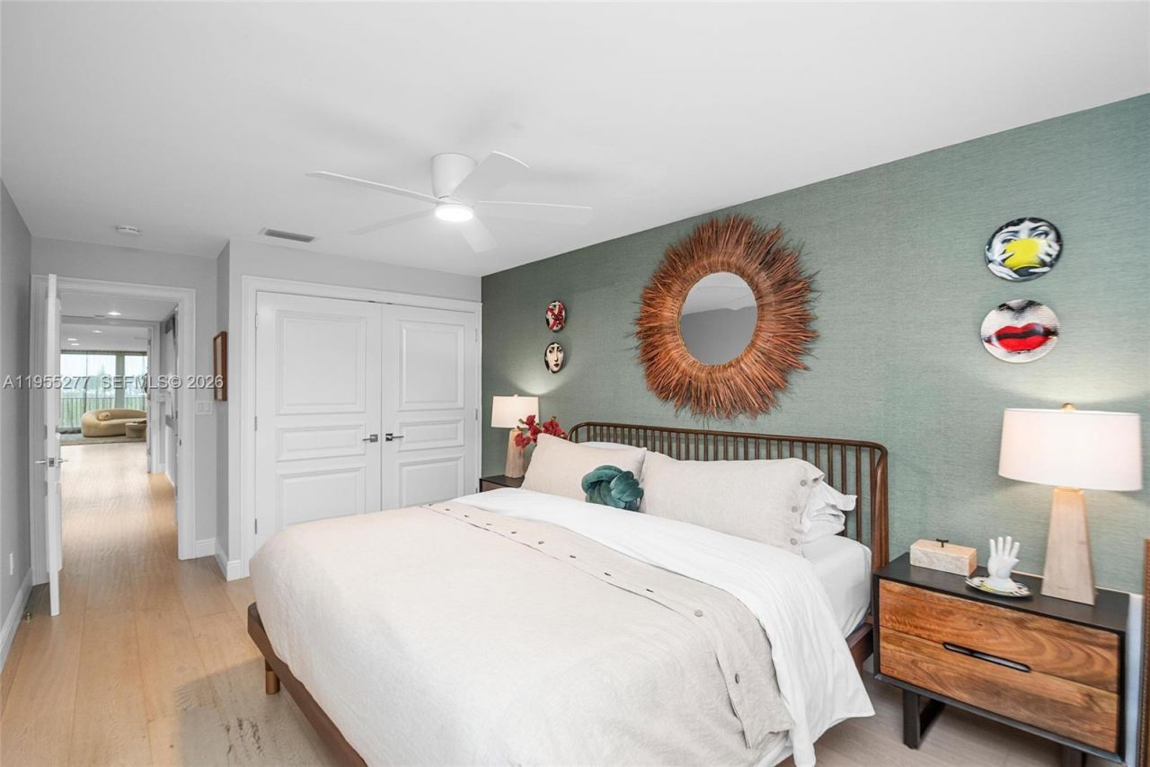 6114 Paradise Point Dr , Palmetto Bay, FL 33157 Photo