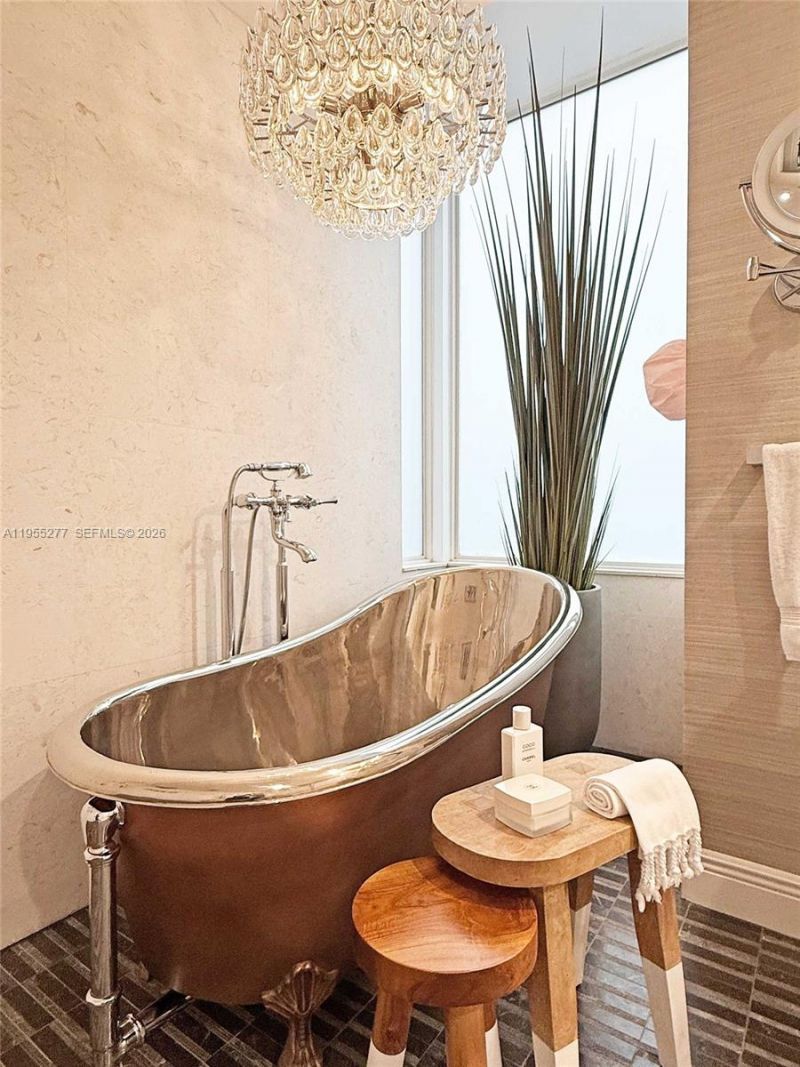 6114 Paradise Point Dr , Palmetto Bay, FL 33157 Photo