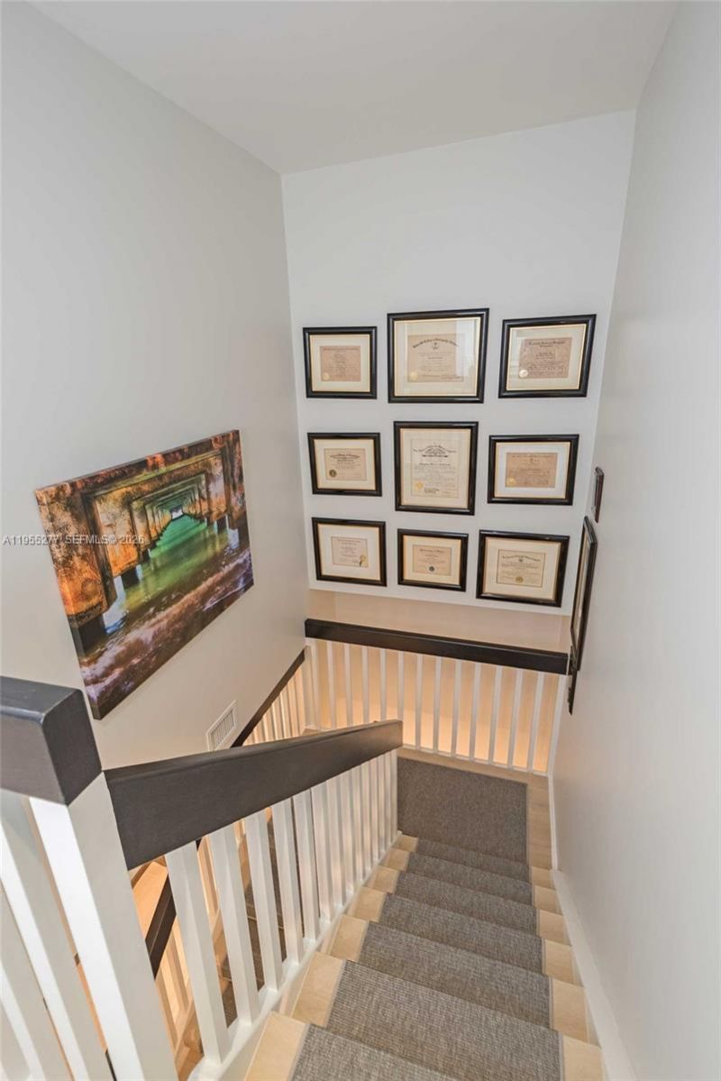 6114 Paradise Point Dr , Palmetto Bay, FL 33157 Photo