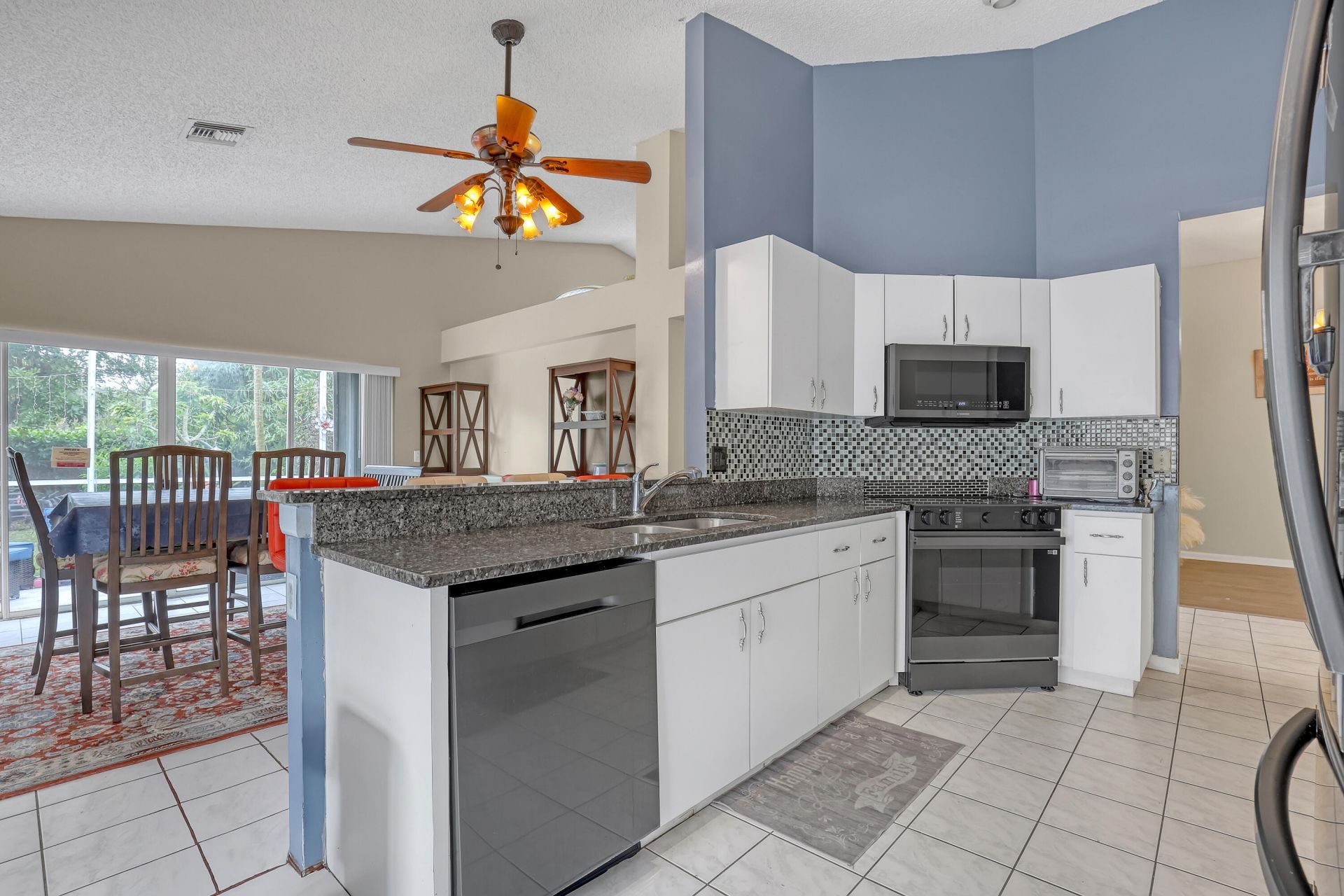 4941 Broadstone Circle, West Palm Beach, FL 33417 Photo