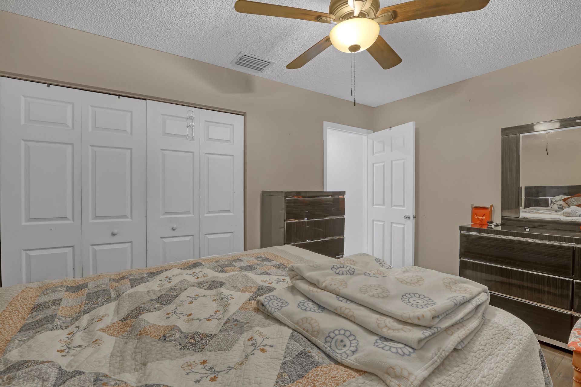 4941 Broadstone Circle, West Palm Beach, FL 33417 Photo