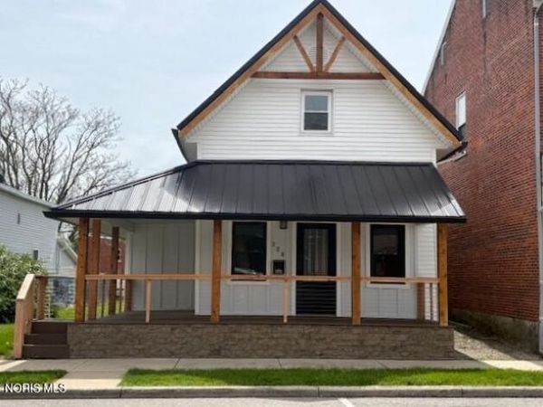 328 N Main Street, Bluffton, OH 45817