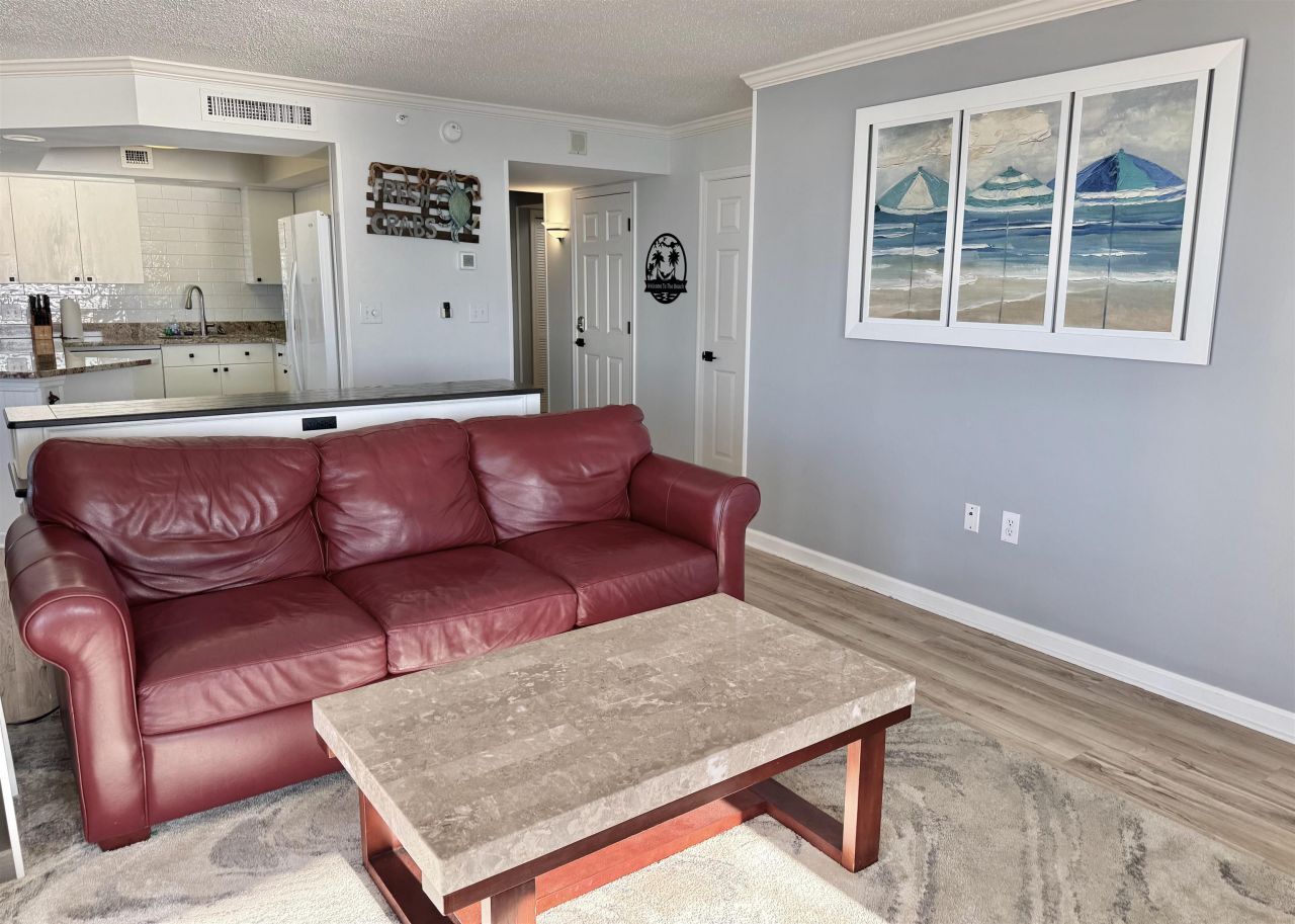 8560 Queensway Blvd. Photo 16