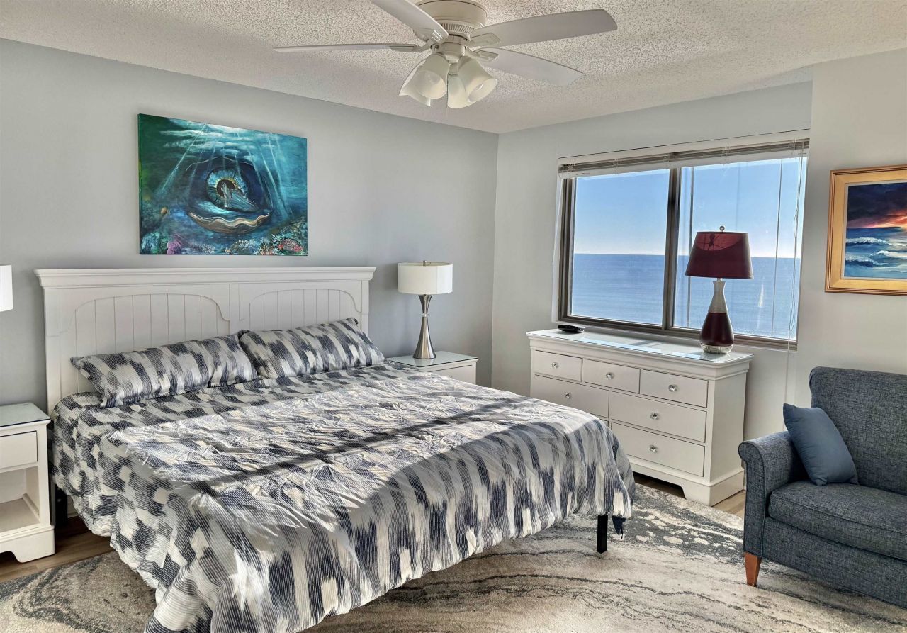 8560 Queensway Blvd. Photo 21