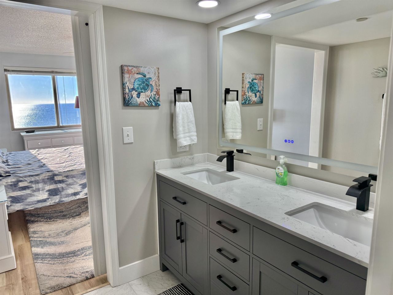 8560 Queensway Blvd. Photo 25