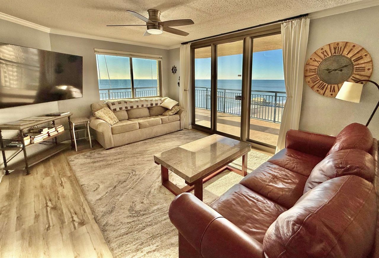 8560 Queensway Blvd. Photo 7