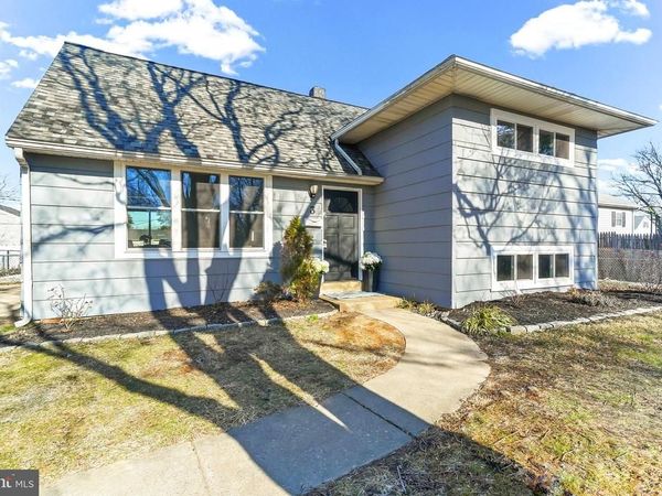 3 MERRY ROAD, NEWARK, DE 19713