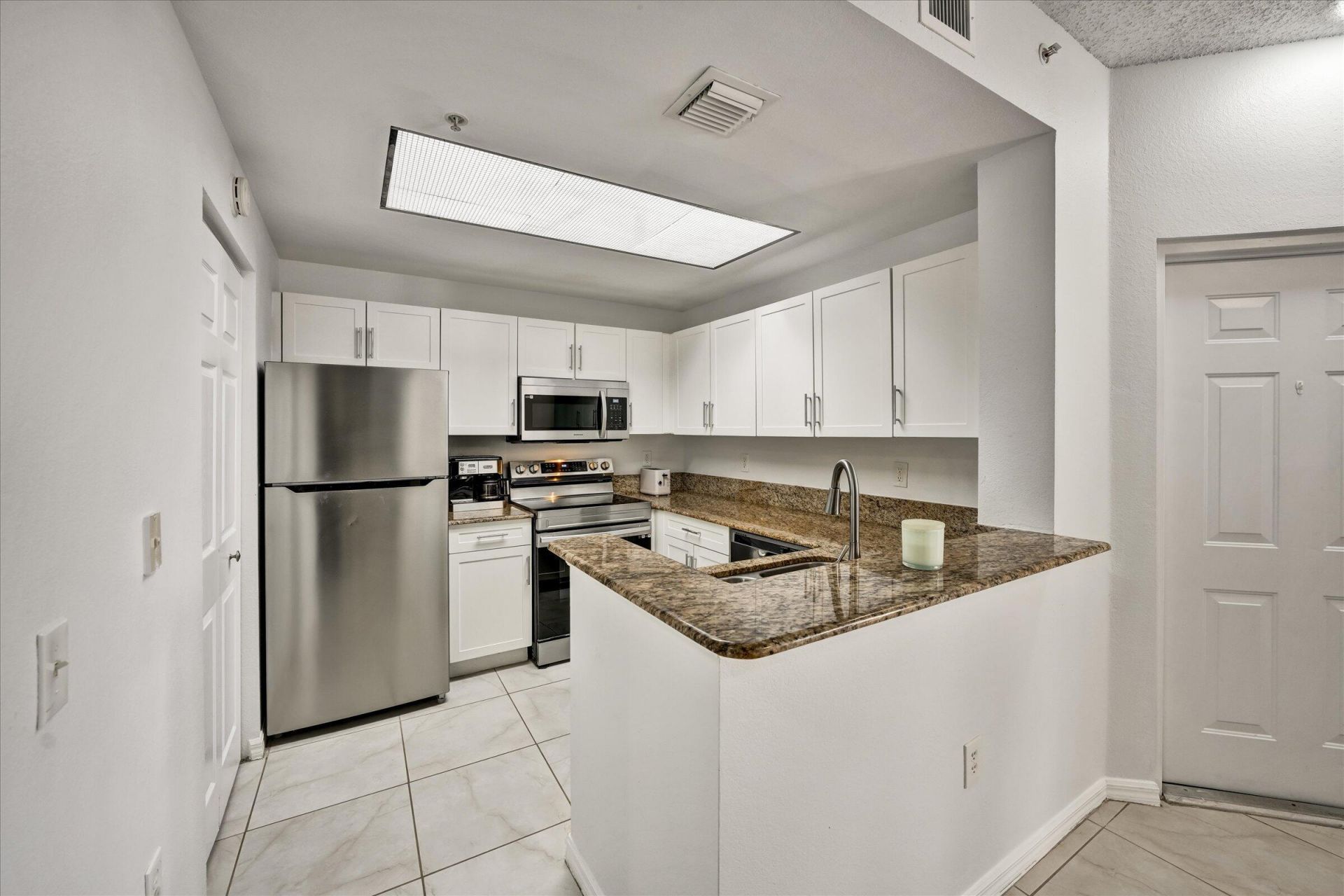 2803 Sarento Place, Unit 109, Palm Beach Gardens, FL 33410 Photo