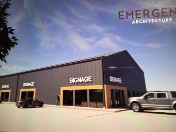 Alexandra Drive, Waterloo, IA 50701