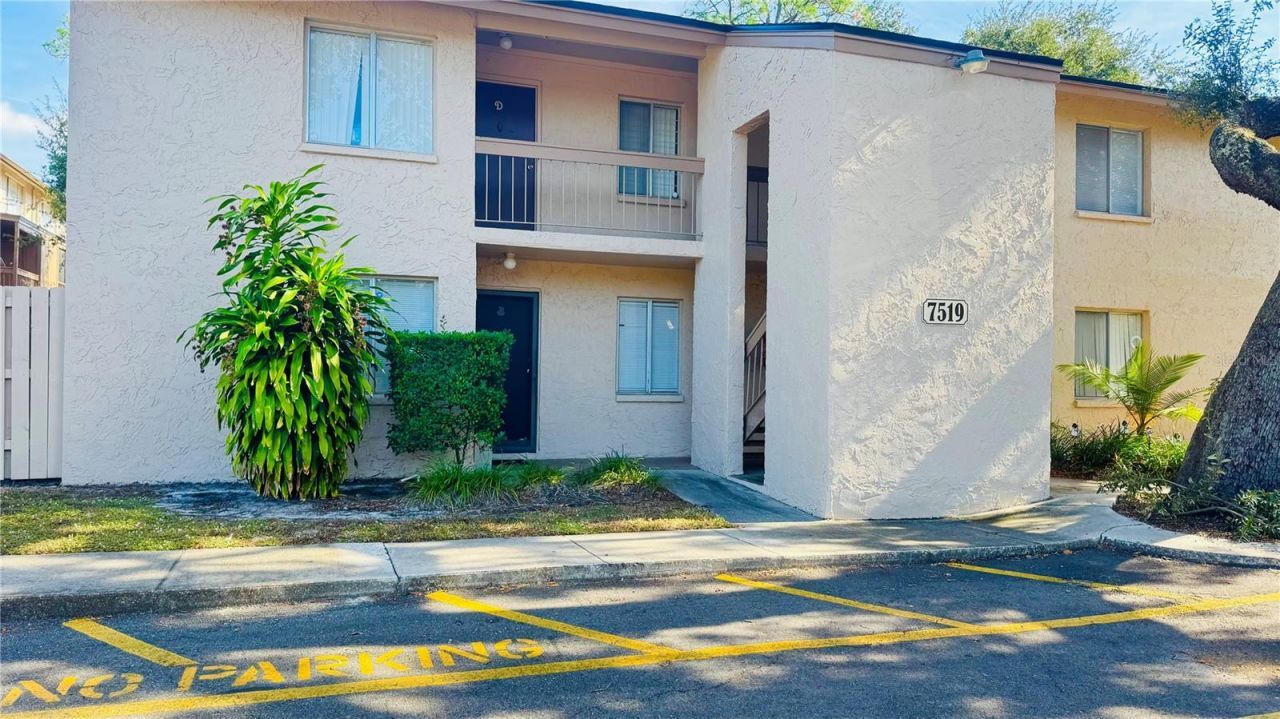 7519 Pitch Pine Circle, Unit 171, Tampa, FL 33617 Main Photo
