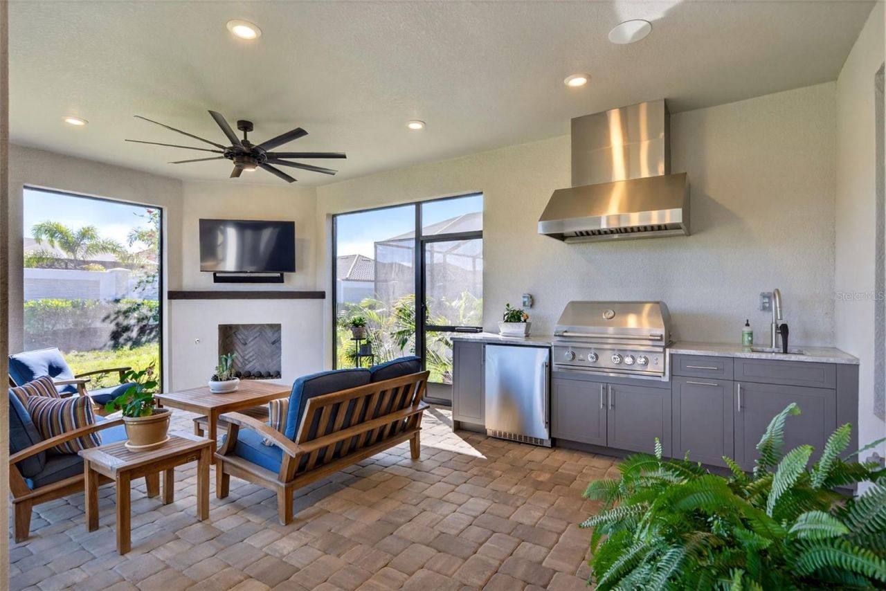 16206 Fortezza Drive, Bradenton, FL 34211 Photo