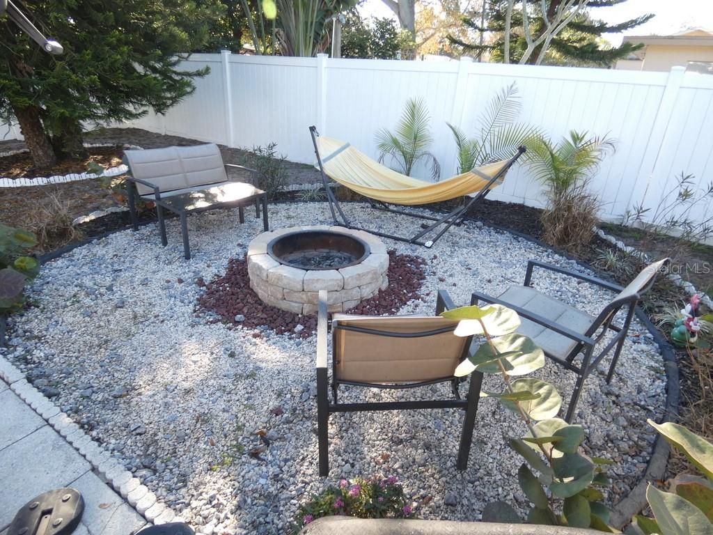 1751 El Trinidad Drive E, Clearwater, FL 33759 Photo