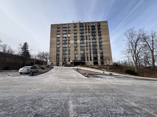 1800 7th Street, Unit 11F, East Moline, IL 61244