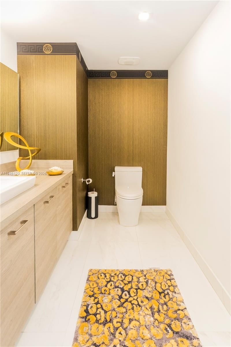 400 Sunny Isles Blvd , Unit 1504, Sunny Isles Beach, FL 33160 Photo