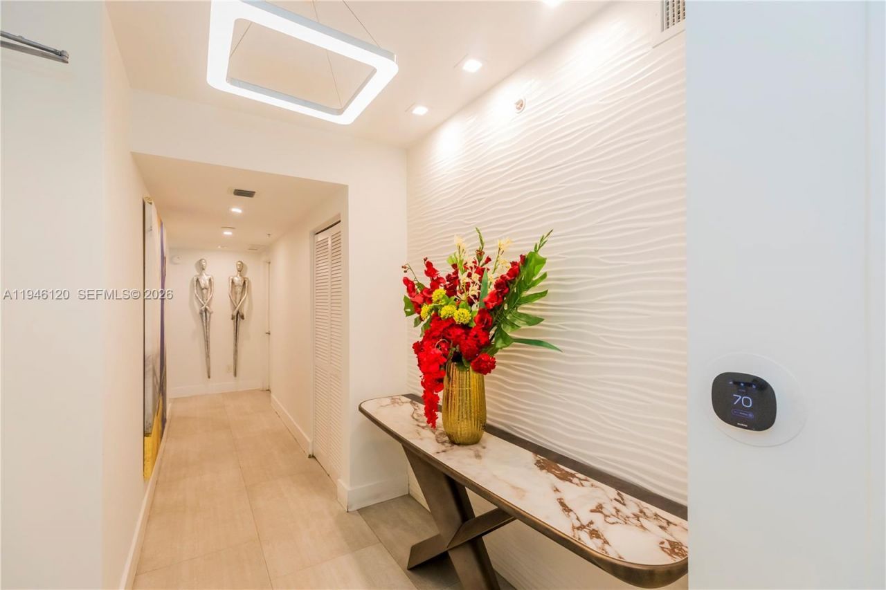 400 Sunny Isles Blvd , Unit 1504, Sunny Isles Beach, FL 33160 Photo