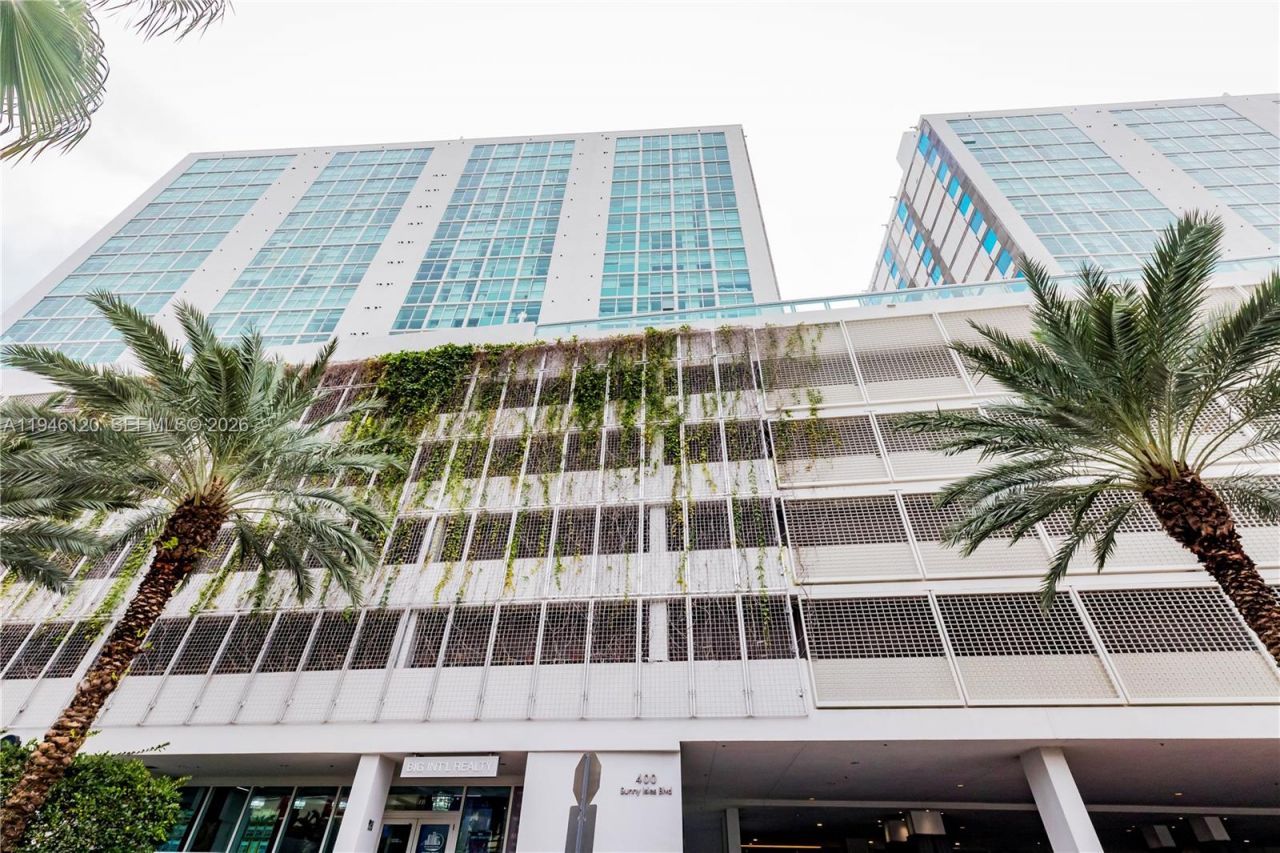 400 Sunny Isles Blvd , Unit 1504, Sunny Isles Beach, FL 33160 Photo