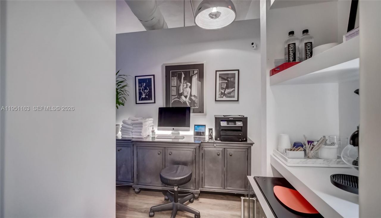 260 Crandon Blvd , Unit E18, Key Biscayne, FL 33149 Photo