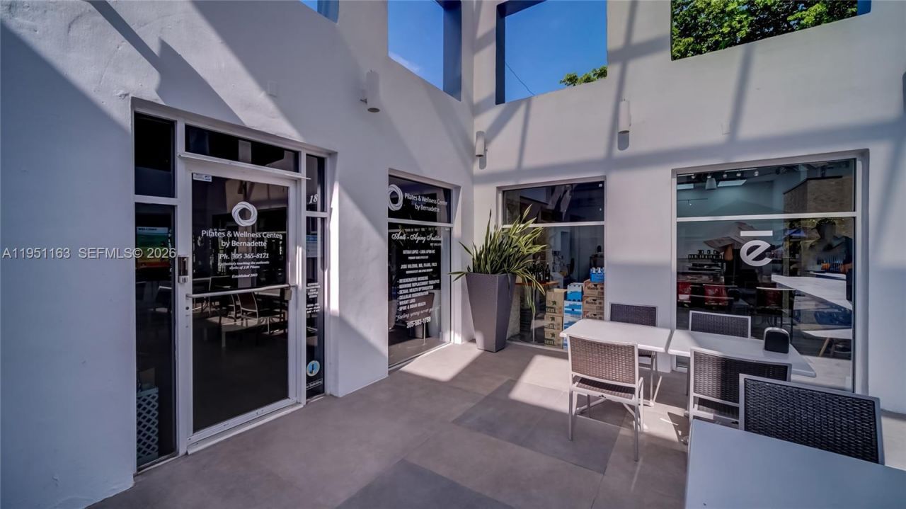 260 Crandon Blvd , Unit E18, Key Biscayne, FL 33149 Photo