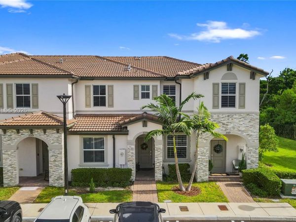 2313 NW 122nd Ter, Miami, FL 33167