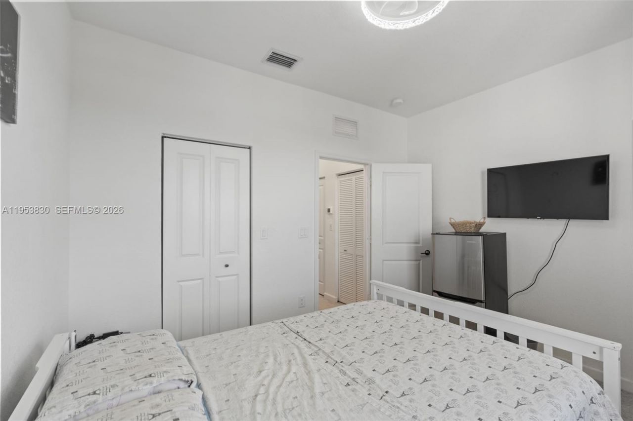 2313 NW 122nd Ter, Miami, FL 33167 Photo