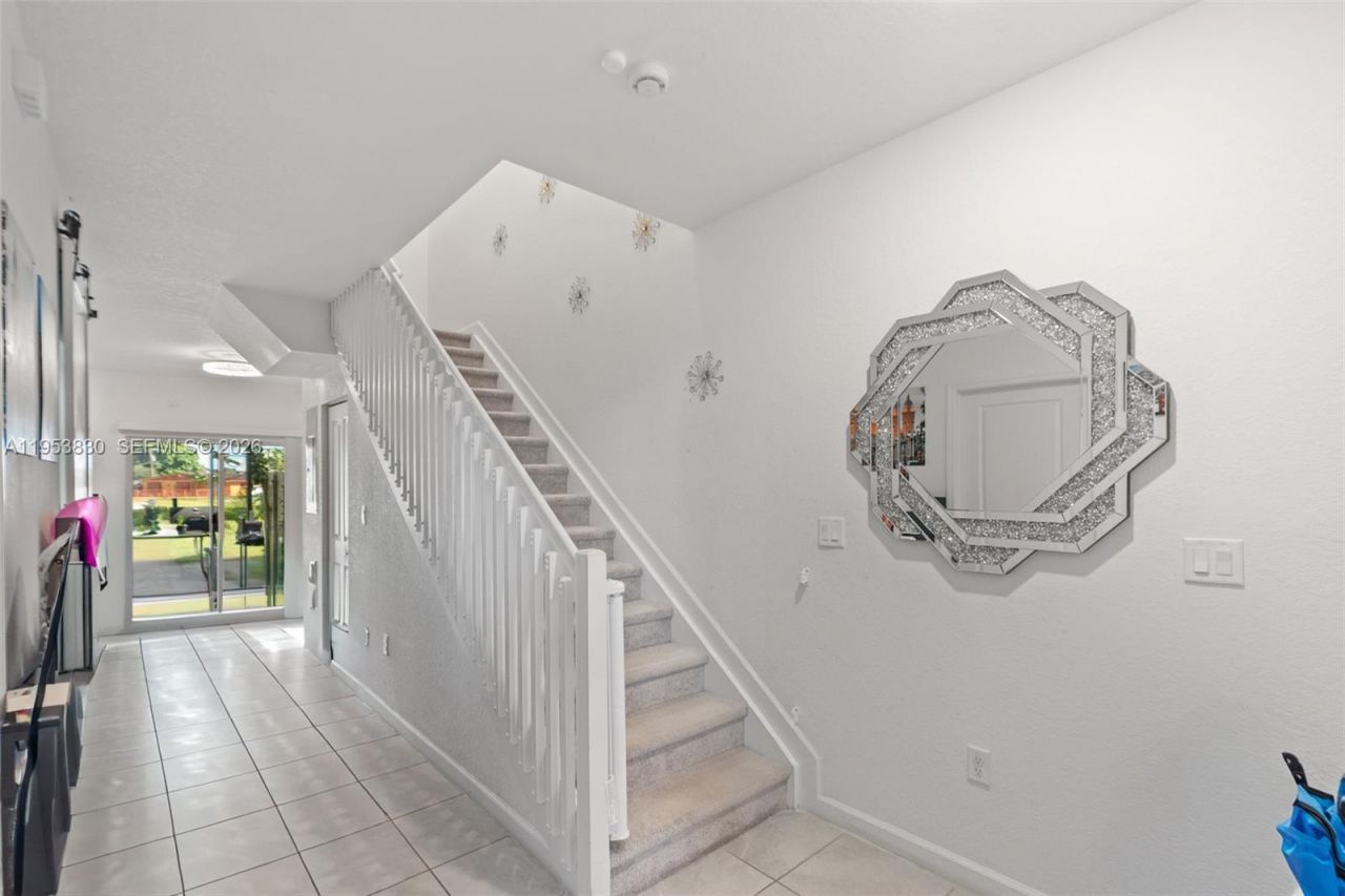 2313 NW 122nd Ter, Miami, FL 33167 Photo