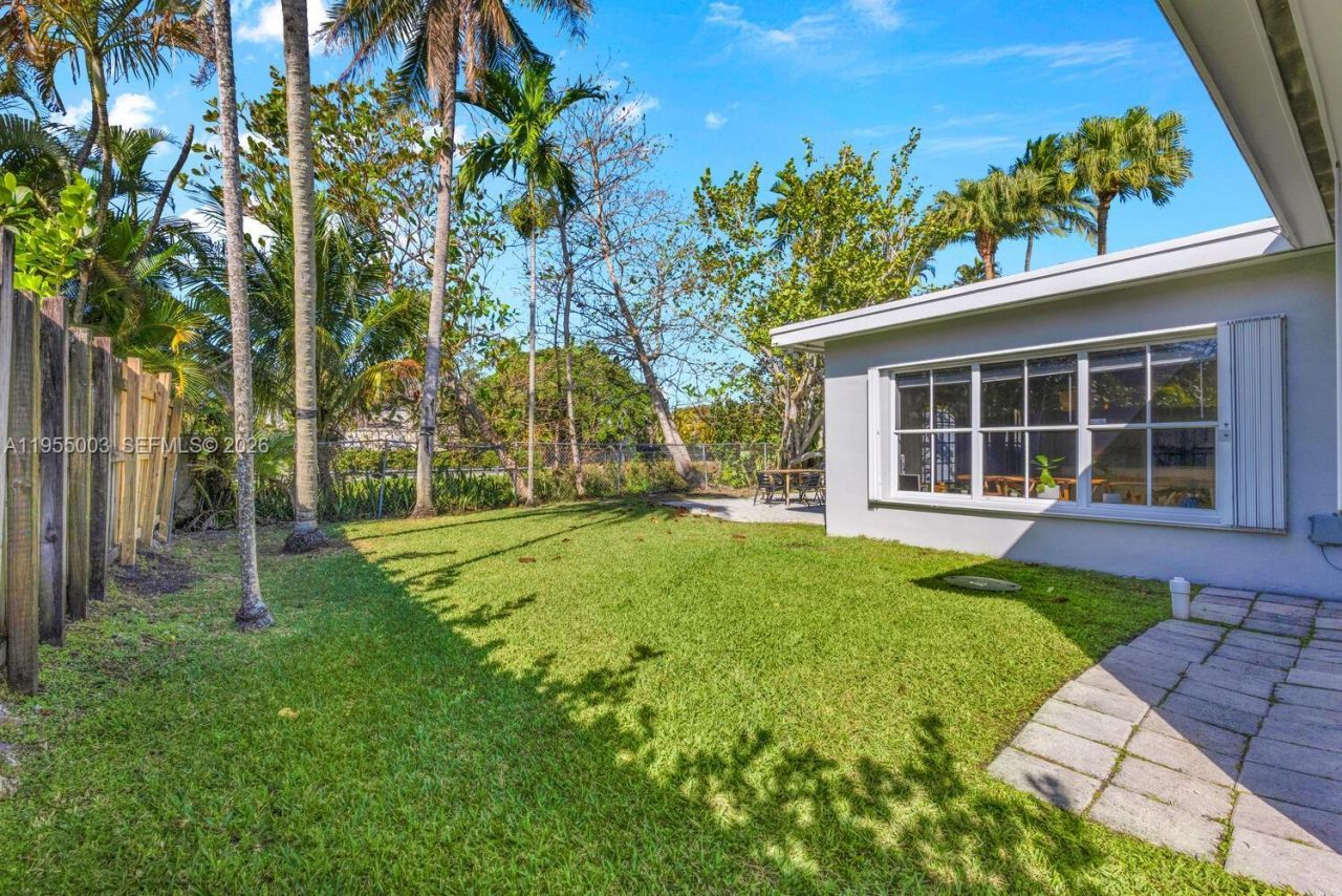 8230 SW 63rd Pl, Miami, FL 33143 Photo