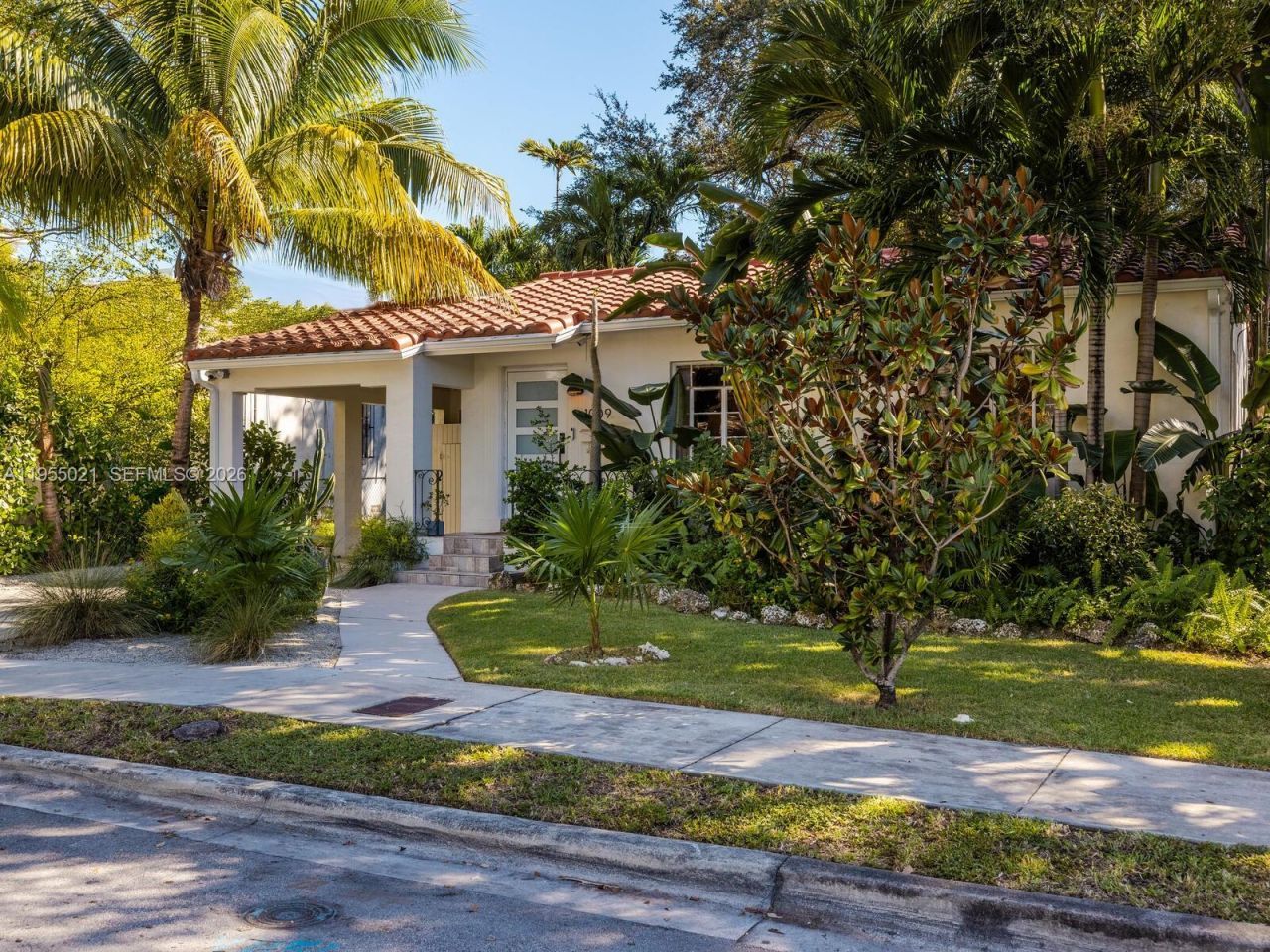 1009 NW 11th Ct , Miami, FL 33136 Photo