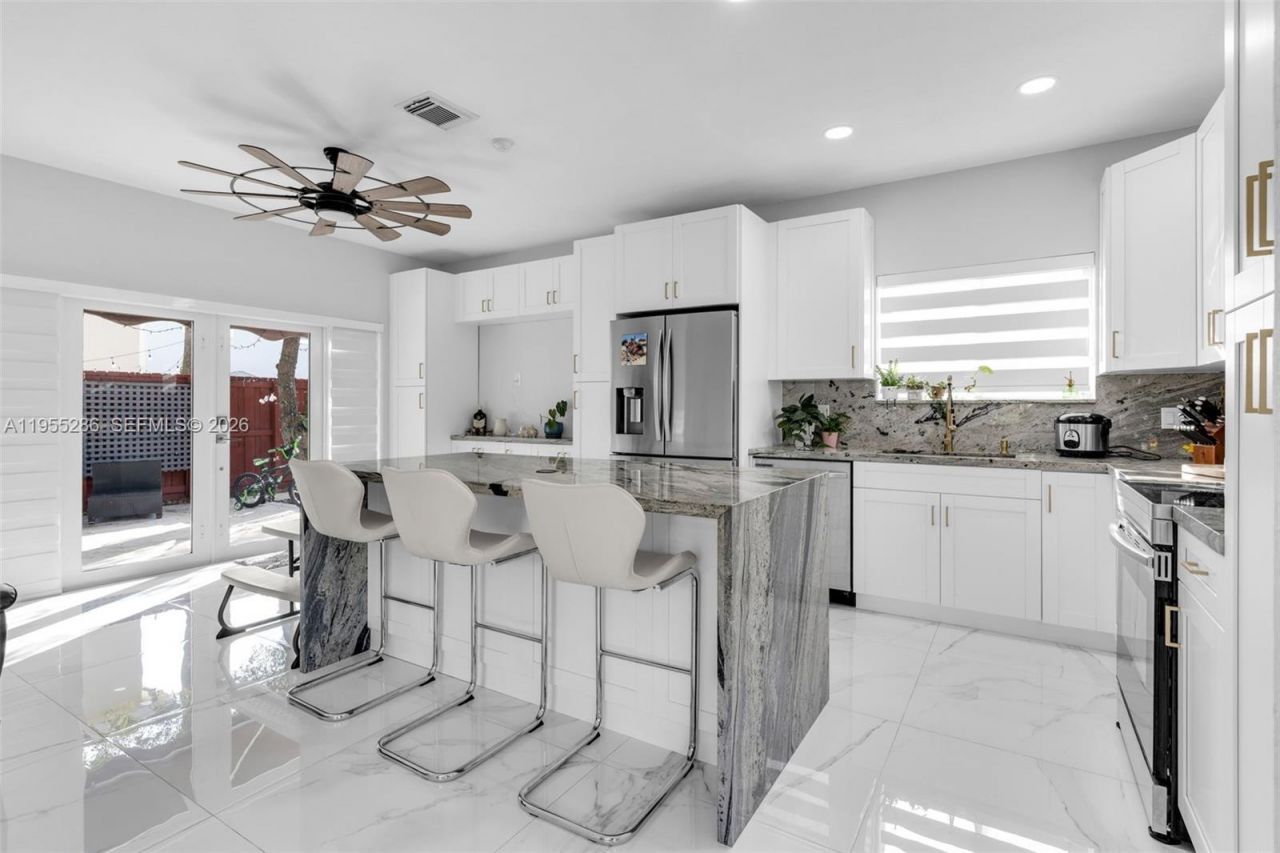 3176 NE 4 Street, Homestead, FL 33033 Photo