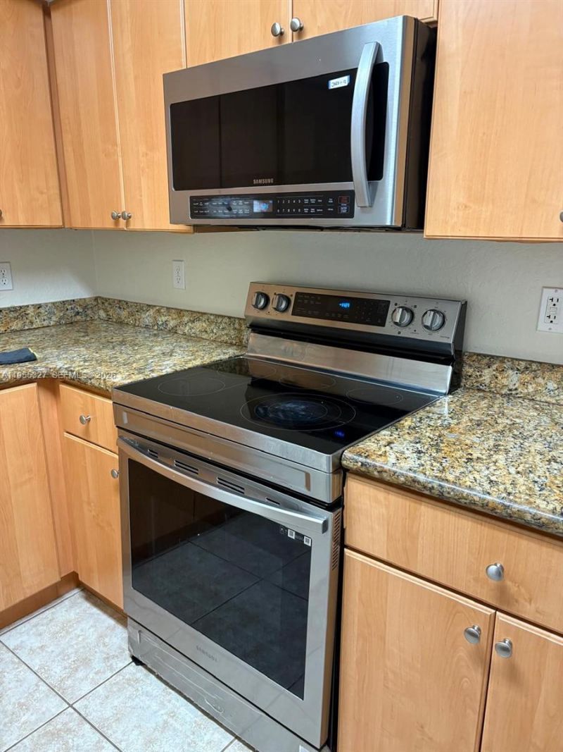 8802 NW 109th Ct, Unit 601, Doral, FL 33178 Photo