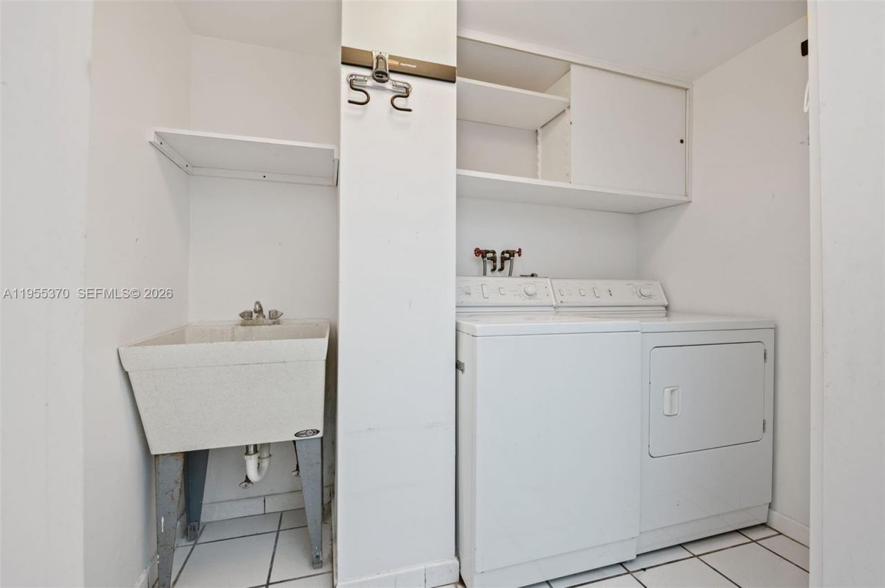 10155 Collins Ave , Unit 909, Bal Harbour, FL 33154 Photo