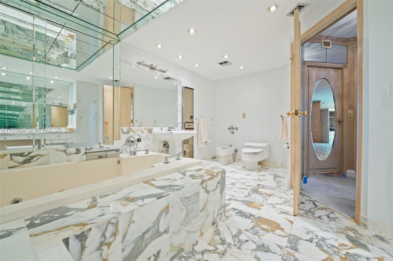 10155 Collins Ave , Unit 909, Bal Harbour, FL 33154 Photo