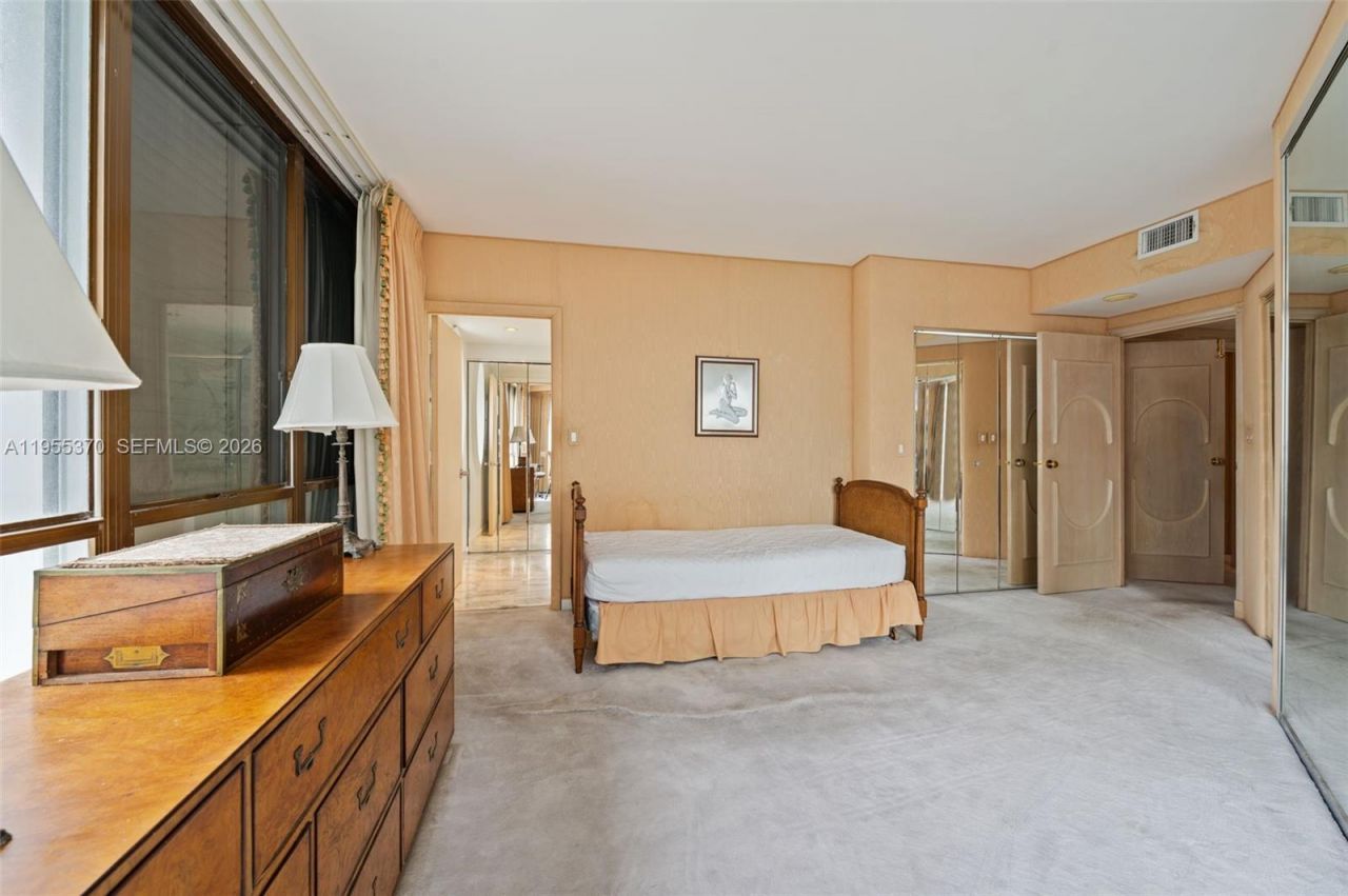 10155 Collins Ave , Unit 909, Bal Harbour, FL 33154 Photo