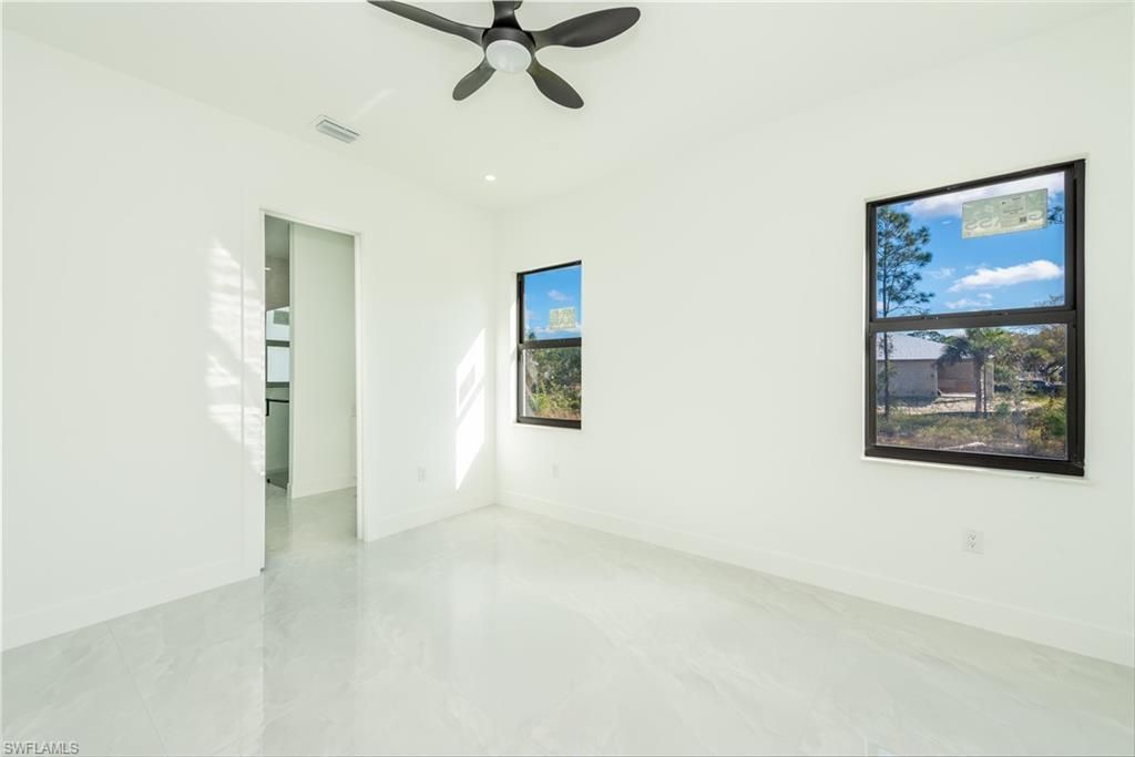 922 Sunrise Blvd, Lehigh Acres, FL 33974 Photo