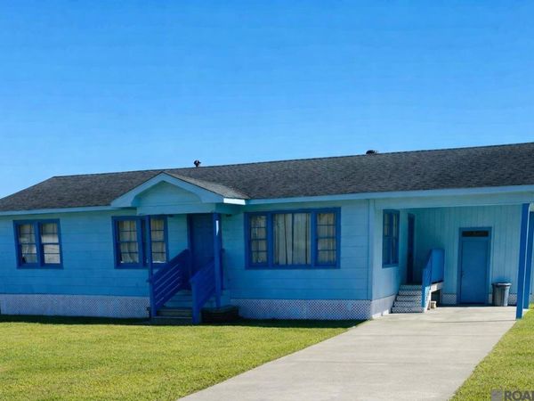 1018 S Mire Ave, Gonzales, LA 70737