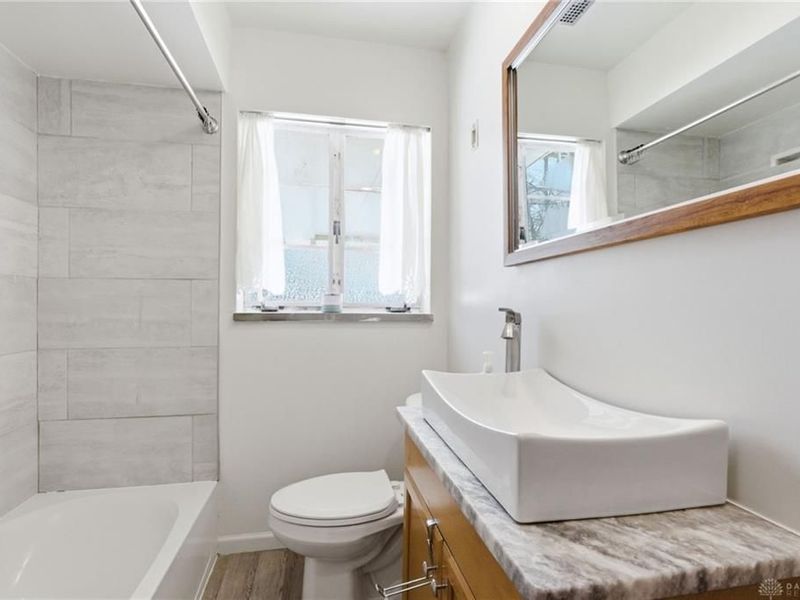 96 Winnet Drive, Dayton, OH 45415 Photo 13