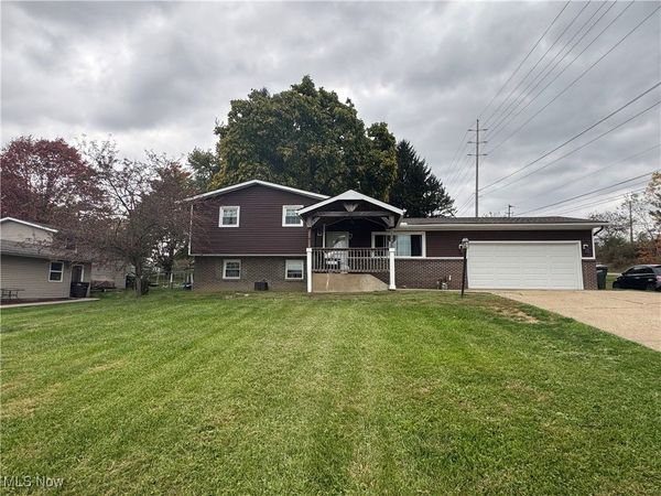 8069 Orchardway Street NW, North Canton, OH 44720