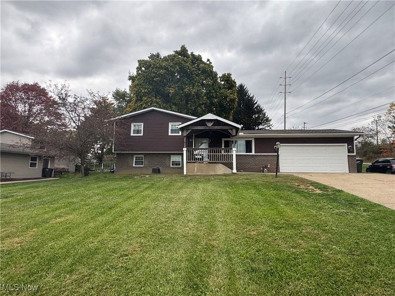 8069 Orchardway Street NW, North Canton, OH 44720 Photo 1