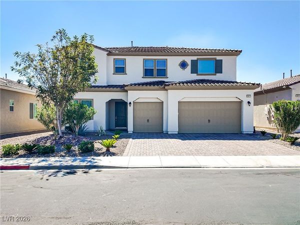 5817 Yellow Ridge Avenue, Las Vegas, NV 89131