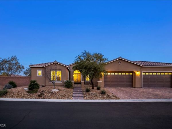 9729 Rock Partridge Court , Las Vegas, NV 89149