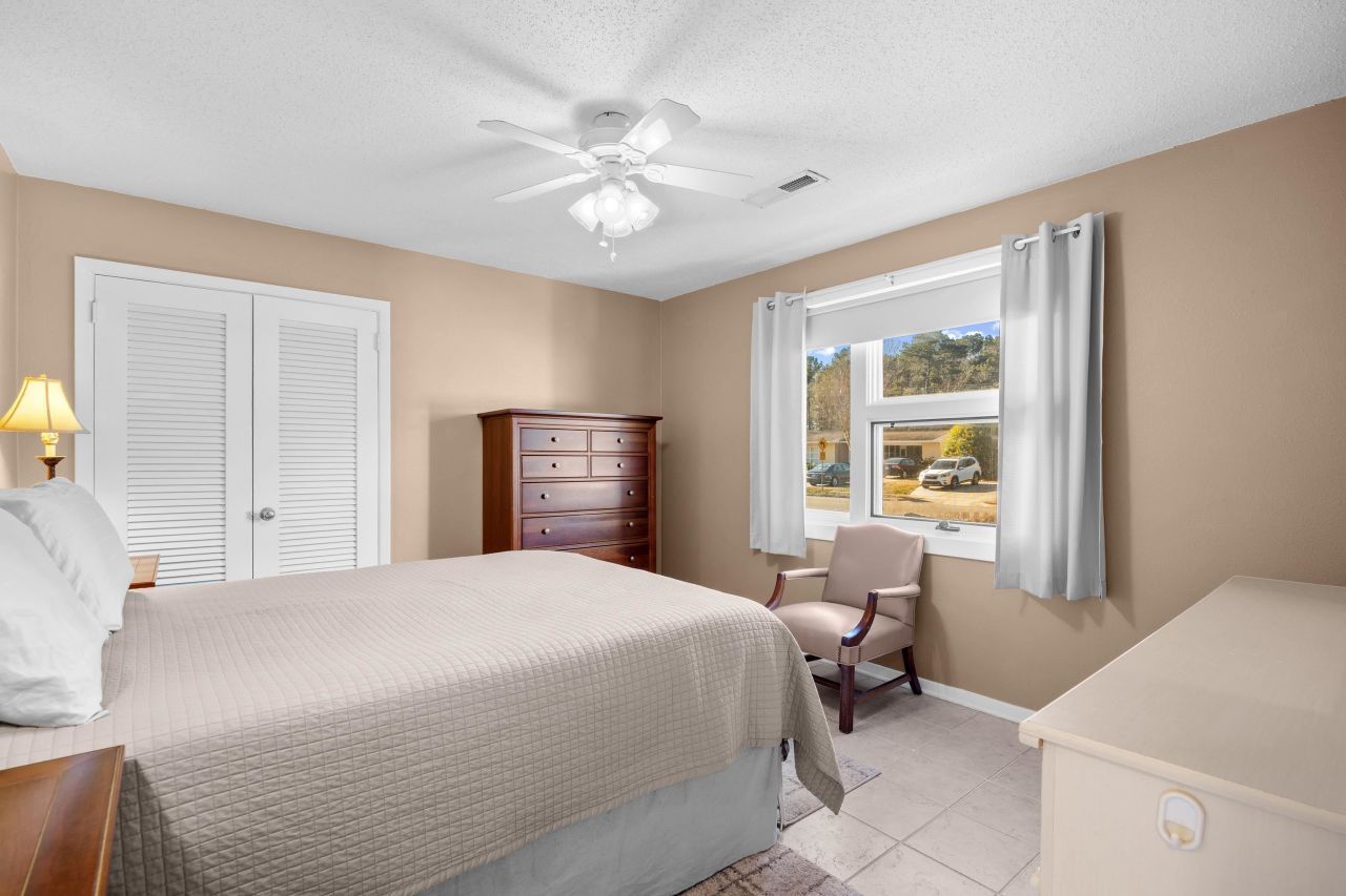 3676 Spruce Dr. Photo 12