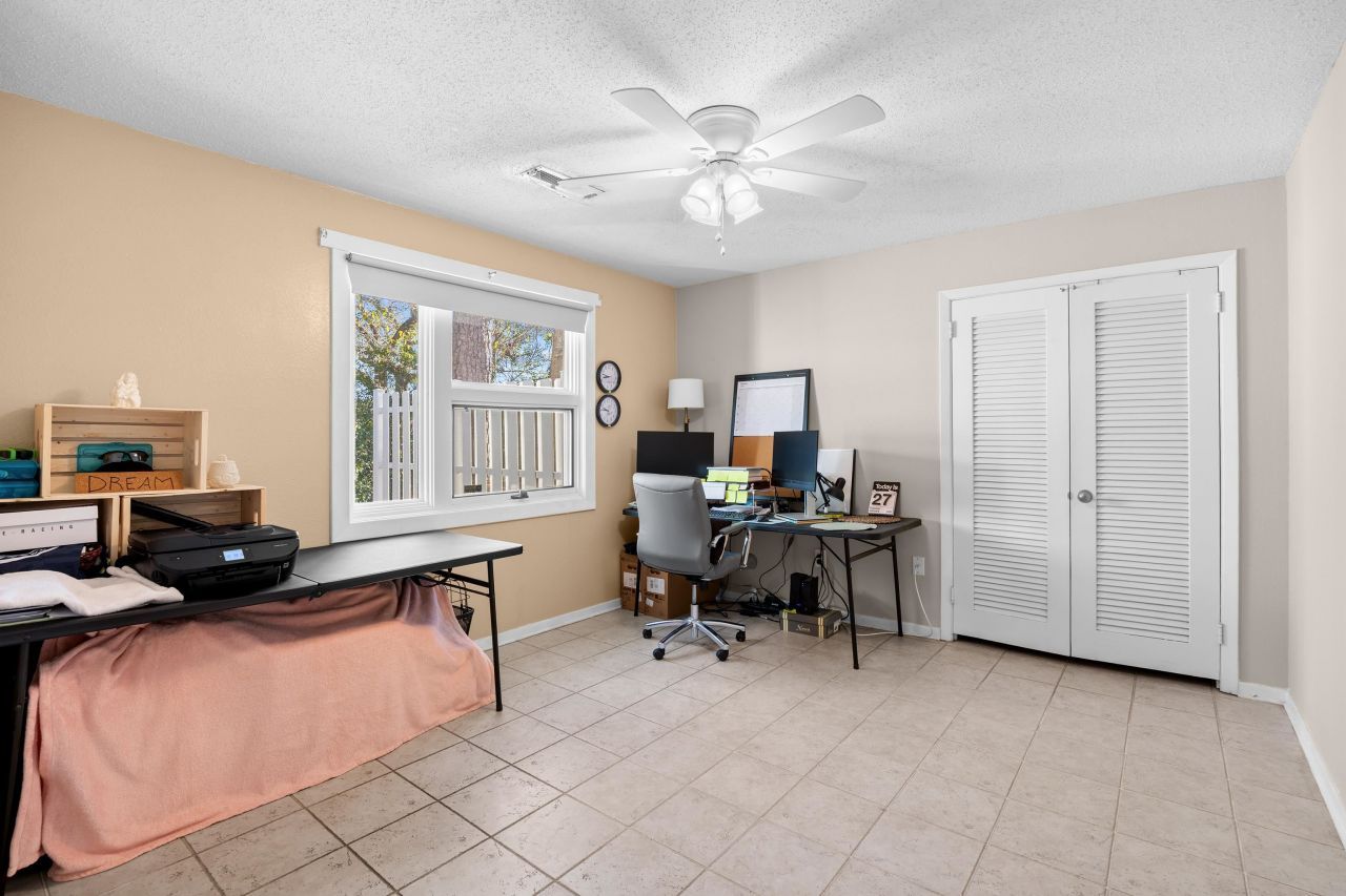 3676 Spruce Dr. Photo 14